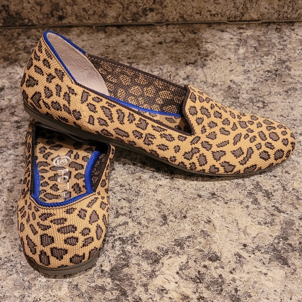 Womens ROTHYS Cheetah Leopard Round Toe Loafers W7